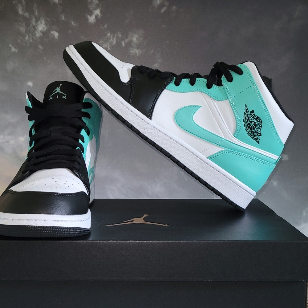 Air Jordan 1 Mid 'Tropical Twist' Mens Shoes